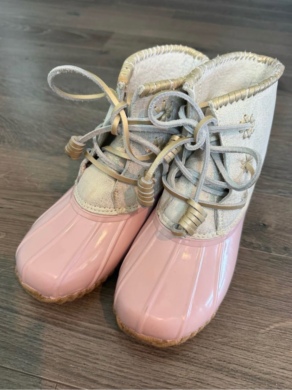 Jack Rogers Pink & Gold Duck Boots – Girls Size 5 – Like New 💗